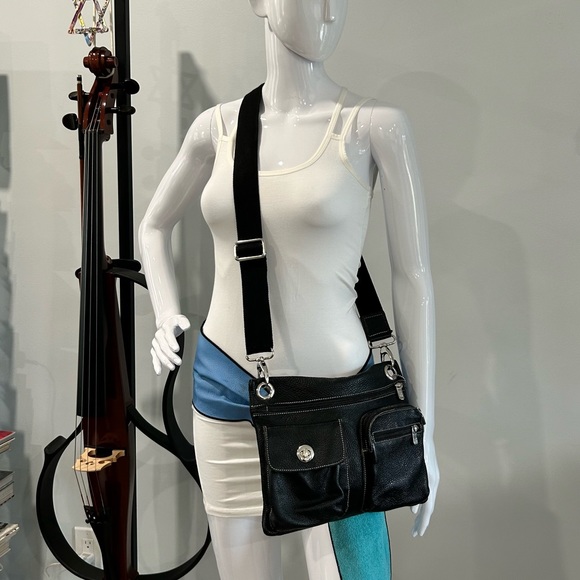 Roots Vintage Village Crossbody Bag Like New Black Pebble Leather - Picture 2 of 13